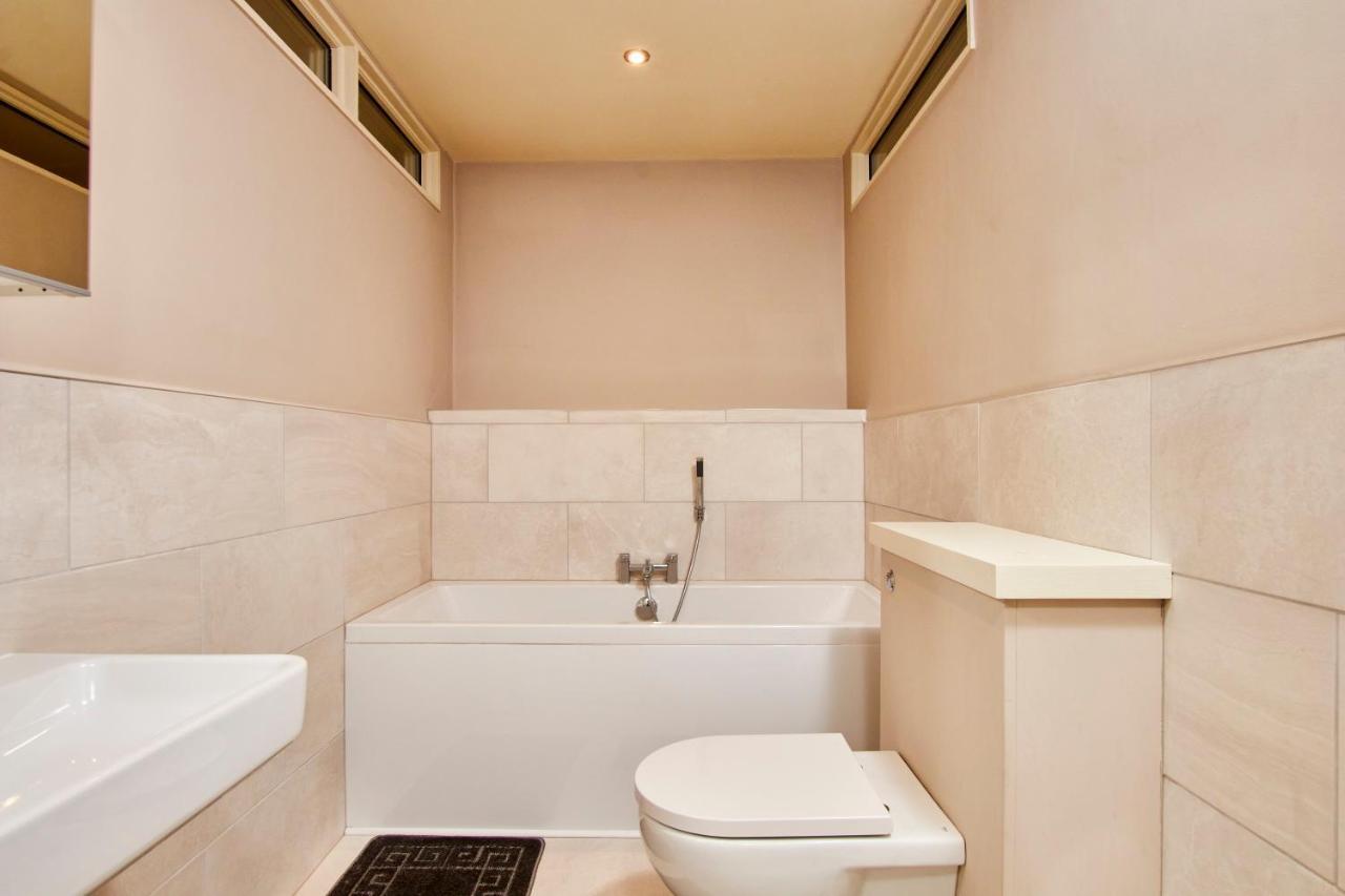 The Stunning Central Harrogate Abode - Sleeps 6 Ngoại thất bức ảnh